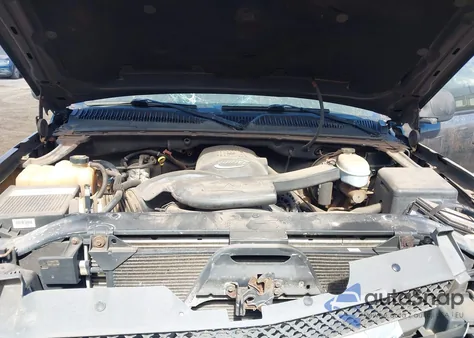 2003 Chevrolet Avalanche 1500 from USA, damaged, VIN 3GNEC13T13G341231